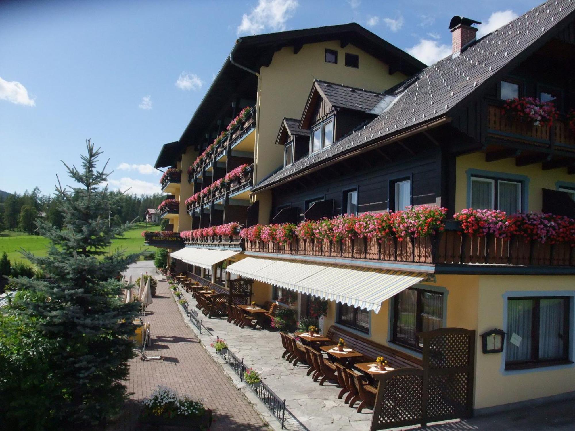 Ferienhotel Knollhof Ramsau am Dachstein Exteriér fotografie