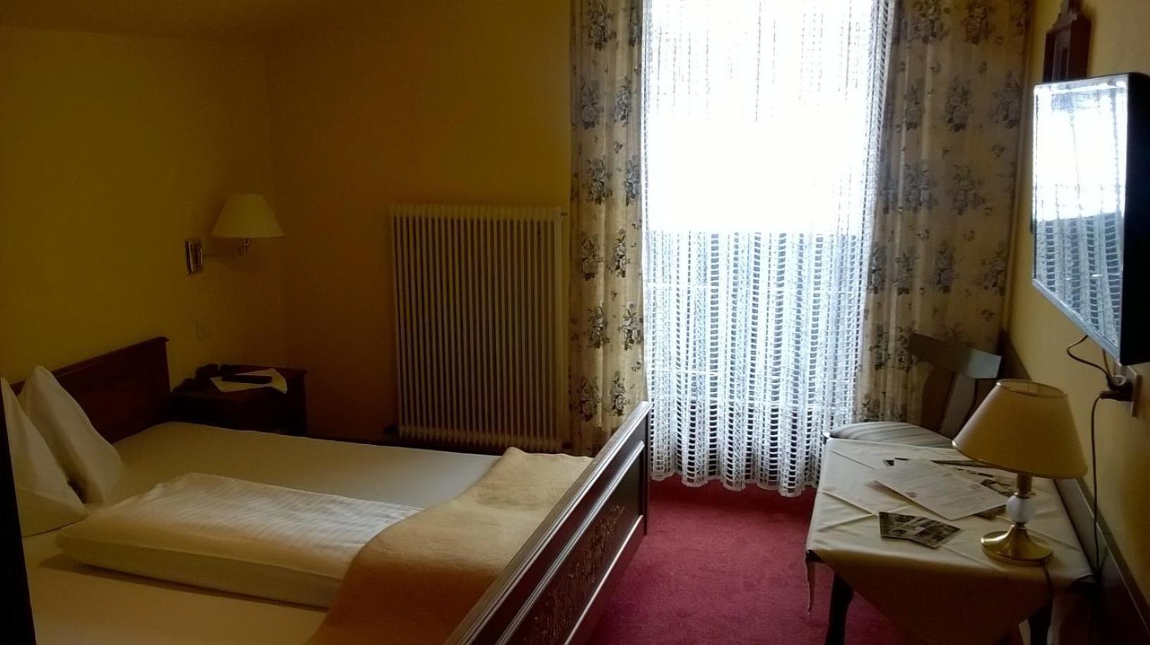 Ferienhotel Knollhof Ramsau am Dachstein Pokoj fotografie